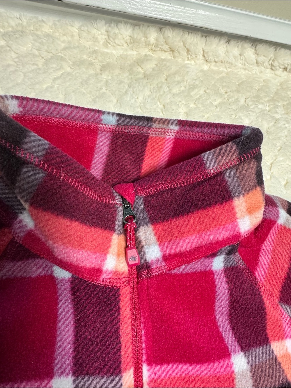 Eddie Bauer Women's Maroon and Pink Plaid Fleece Top - Picture 3 of 6